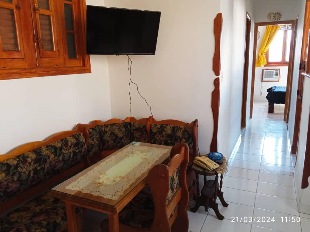 Renta de Apartamento en Óptimas Condiciones en Centro Habana 3 Ref 1147