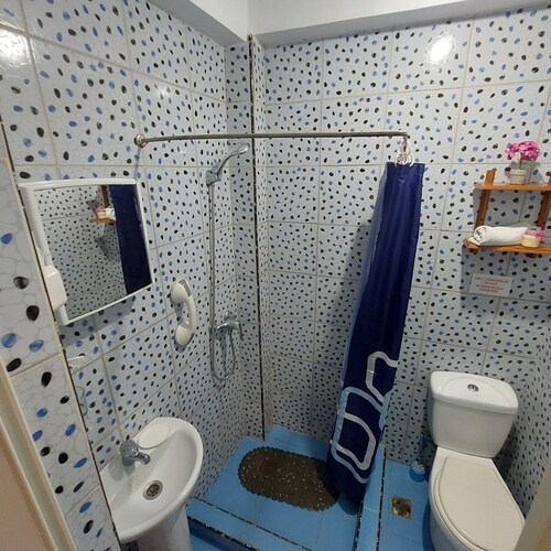 1301 (2)