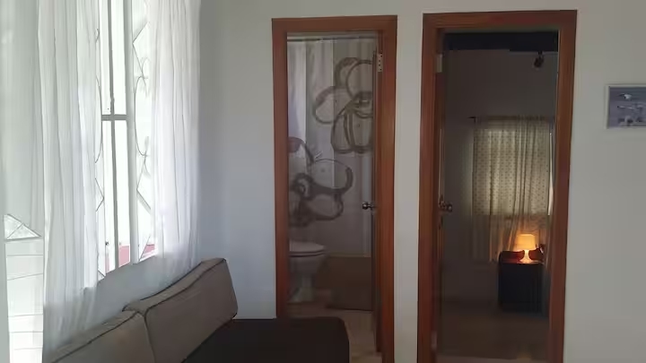 1307 (16)